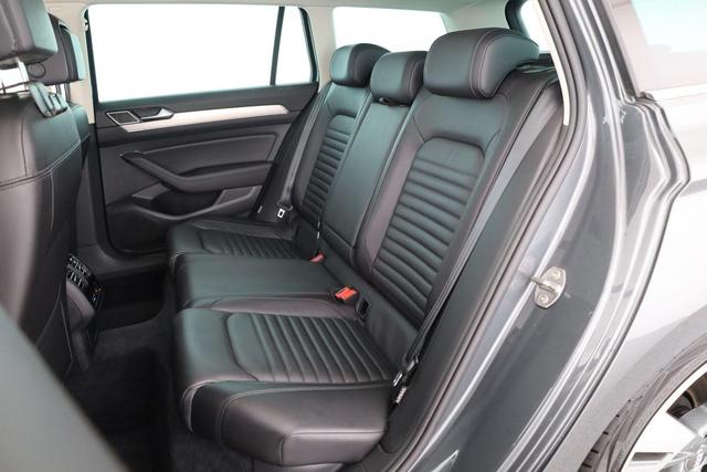 Volkswagen Passat Variant Highline BMT/Start-Stopp 4Motion TDI DSG 4M Highline, AHK, Leder, Pano, Navi 