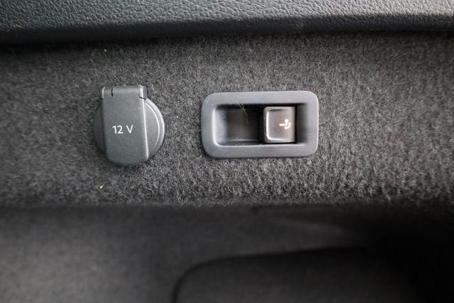 Volkswagen Passat Variant Highline BMT/Start-Stopp 4Motion TDI DSG 4M Highline, AHK, Leder, Pano, Navi 