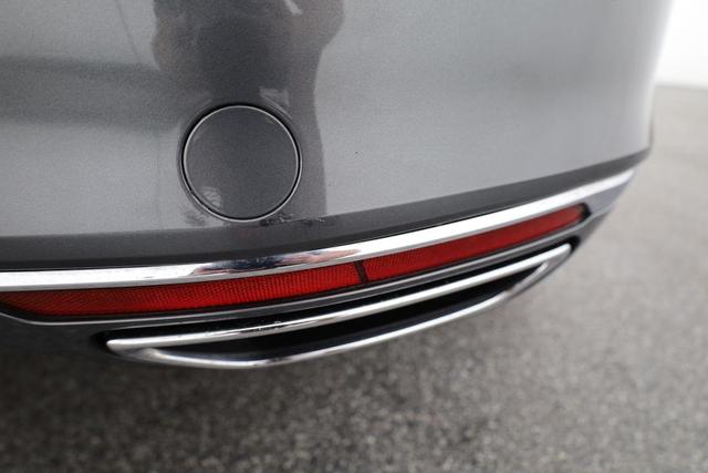 Volkswagen Passat Variant Highline BMT/Start-Stopp 4Motion TDI DSG 4M Highline, AHK, Leder, Pano, Navi 