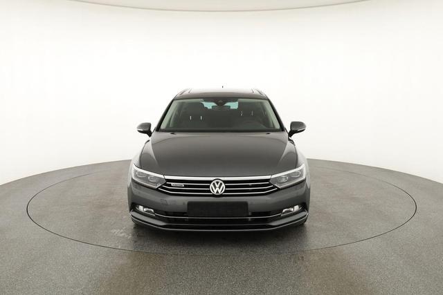 Volkswagen Passat Variant Highline BMT/Start-Stopp 4Motion TDI DSG 4M Highline, AHK, Leder, Pano, Navi 