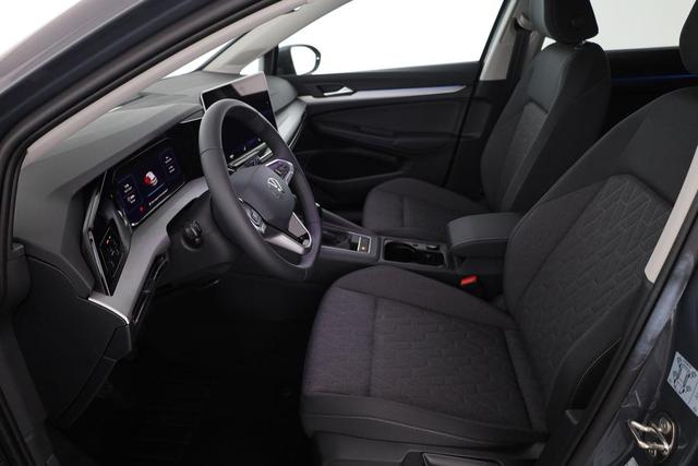 Volkswagen Golf 1.5 TSI 85 kW VIII Life, Kamera, Ready2, Winterpaket, 3-J Garantie 