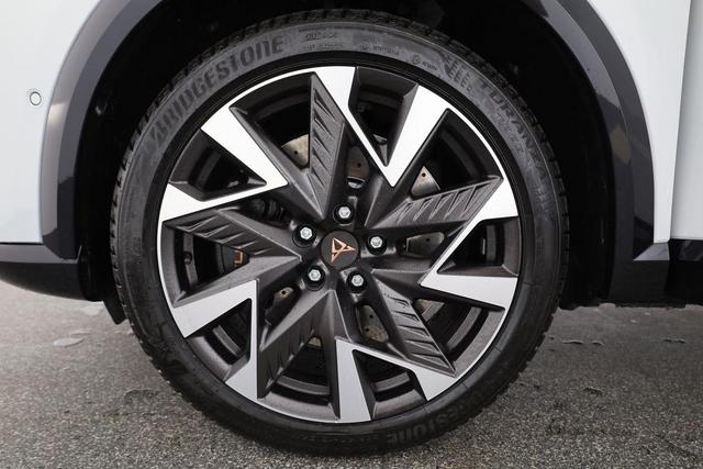 Cupra Formentor VZ 2.0 TSI 245 kW 4Drive DSG 4Drive, Pano, AHK, AreaView, Navi 