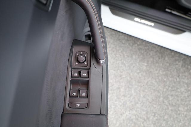 Cupra Formentor VZ 2.0 TSI 245 kW 4Drive DSG 4Drive, Pano, AHK, AreaView, Navi 