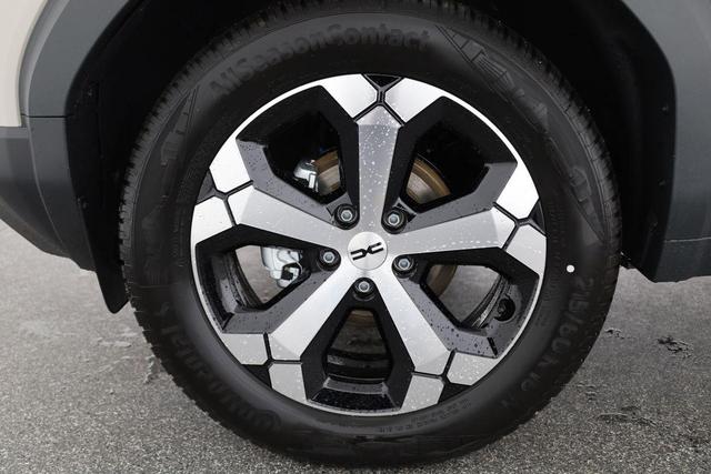 Dacia Duster TCe 130 Journey 4x4 1.2 Journey, Navi, Kamera, Sitzheizung, 18-Zoll 