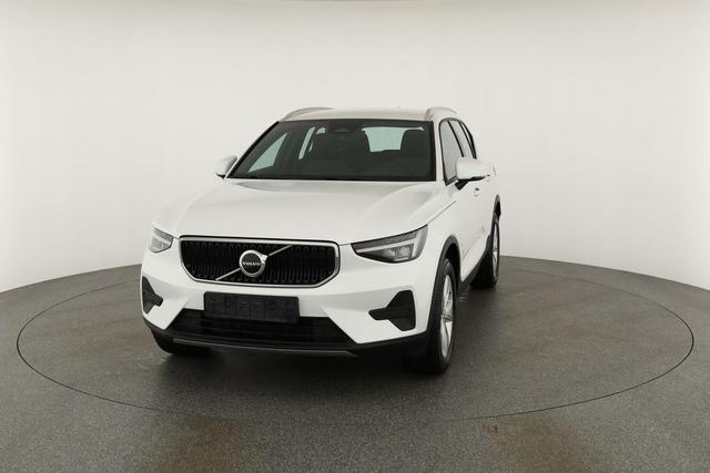 Volvo XC40 Core 2WD B3 Mild-Hybrid Core, AHK, Navi, LED, Winter, Kamera, el. Klappe 