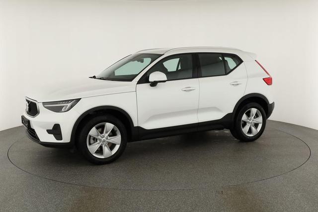 Volvo XC40 Core 2WD B3 Mild-Hybrid Core, AHK, Navi, LED, Winter, Kamera, el. Klappe 