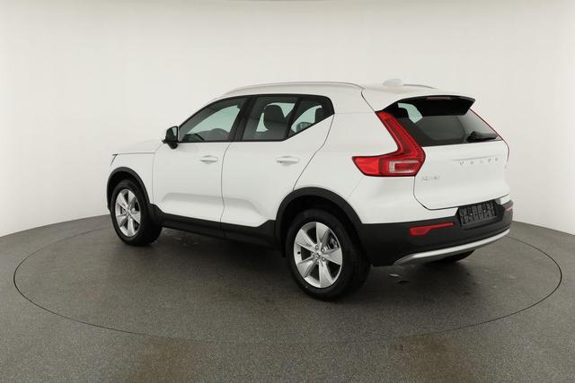 Volvo XC40 Core 2WD B3 Mild-Hybrid Core, AHK, Navi, LED, Winter, Kamera, el. Klappe 