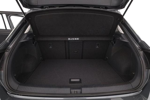 Volkswagen T-Roc Style 1.5 TSI DSG Style, AHK, Navi, Kamera, Winterpaket 