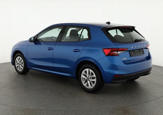 Skoda Fabia Selection 1.0 MPI 130 Jahre, Kamera, Winter, 15-Zoll, Park, 5-J Garantie 