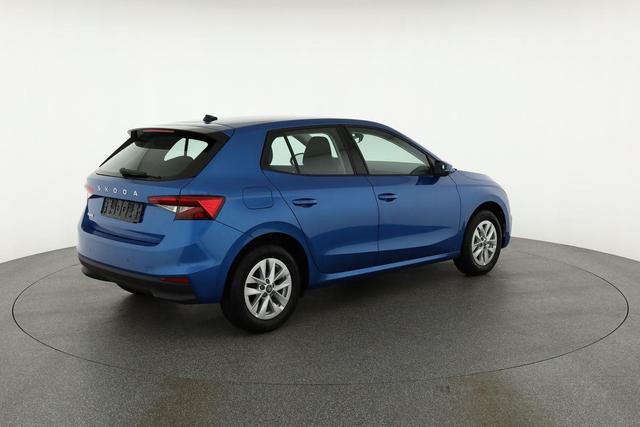 Skoda Fabia Selection 1.0 MPI 130 Jahre, Kamera, Winter, 15-Zoll, Park, 5-J Garantie 