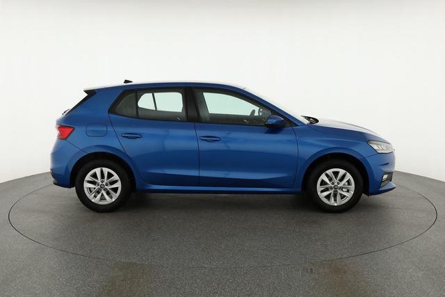 Skoda Fabia Selection 1.0 MPI 130 Jahre, Kamera, Winter, 15-Zoll, Park, 5-J Garantie 