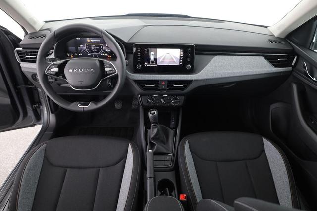 Skoda Kamiq 1.0 TSI 130 Jahre, Kamera, Winter, 16-Zoll, sofort 