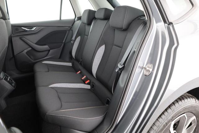 Skoda Kamiq 1.0 TSI 130 Jahre, Kamera, Winter, 16-Zoll, sofort 
