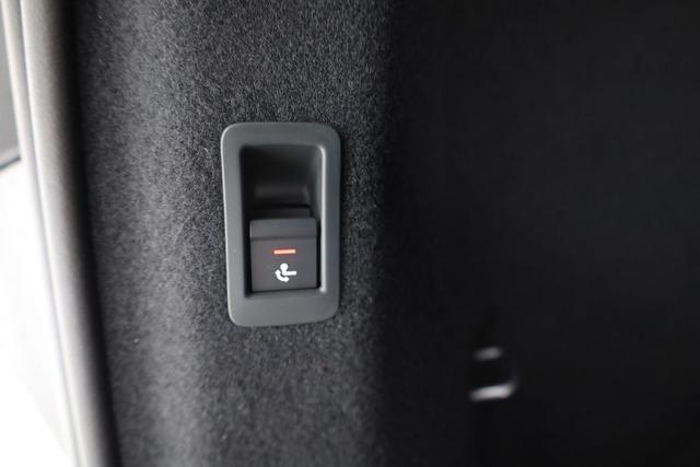 Audi Q4 e-tron 45 basis quattro advanced, AHK, Matrix, Kamera, Navi, Sound 