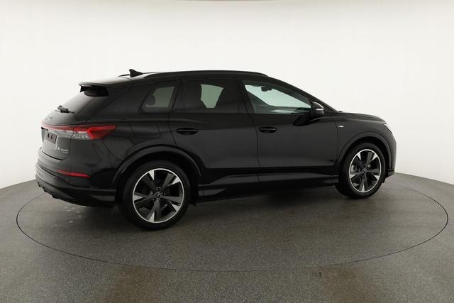 Audi Q4 e-tron 45 basis quattro S-LINE, Pano, AHK, 20-Zoll, Matrix, Optikpaket schwarz 