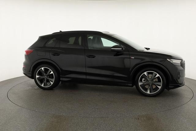 Audi Q4 e-tron 45 basis quattro S-LINE, Pano, AHK, 20-Zoll, Matrix, Optikpaket schwarz 