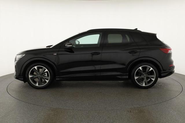 Audi Q4 e-tron 45 basis quattro S-LINE, Pano, AHK, 20-Zoll, Matrix, Optikpaket schwarz 
