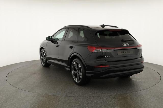Audi Q4 e-tron 45 basis quattro S-LINE, Pano, AHK, 20-Zoll, Matrix, Optikpaket schwarz 