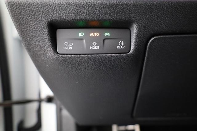 Volkswagen Passat Variant 1.5 TSI eHybrid 200 kW R-Line Black, Pano, AHK, AreaView, 19-Zoll 