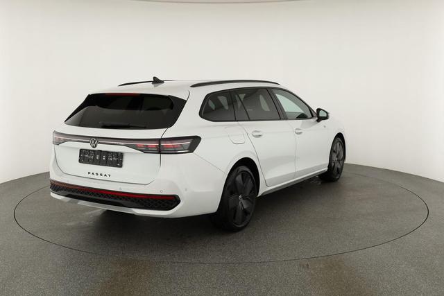 Volkswagen Passat Variant 1.5 TSI eHybrid 200 kW R-Line Black, Pano, AHK, AreaView, 19-Zoll 
