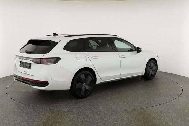 Volkswagen Passat Variant 1.5 TSI eHybrid 200 kW R-Line Black, Pano, AHK, AreaView, 19-Zoll 