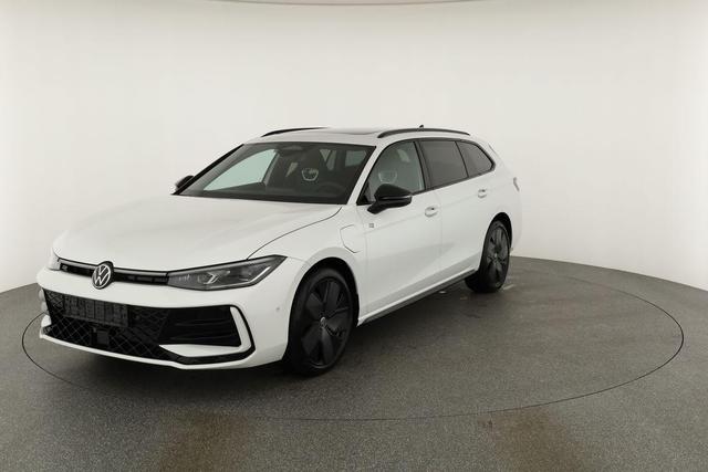 Volkswagen Passat Variant 1.5 TSI eHybrid 200 kW R-Line Black, Pano, AHK, AreaView, 19-Zoll 