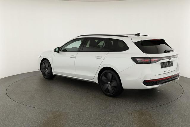 Volkswagen Passat Variant 1.5 TSI eHybrid 200 kW R-Line Black, Pano, AHK, AreaView, 19-Zoll 