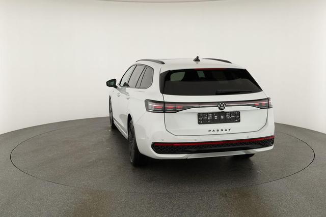 Volkswagen Passat Variant 1.5 TSI eHybrid 200 kW R-Line Black, Pano, AHK, AreaView, 19-Zoll 