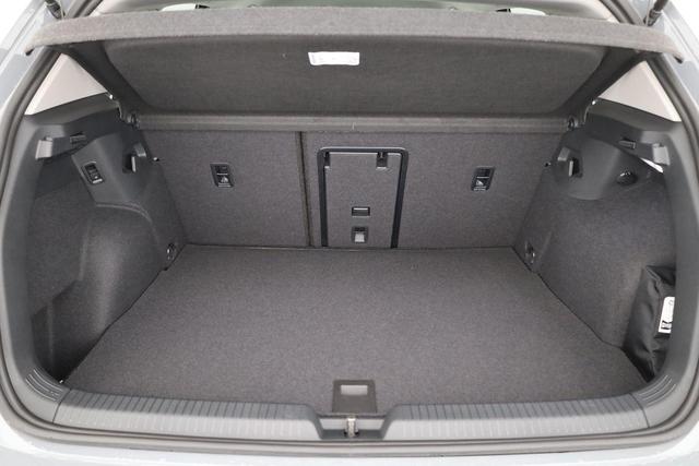 Volkswagen Golf 1.5 TSI eHybrid 150 kW Edition 50 VIII Style, AHK, Navi, Kamera, Side, LED-Plus 