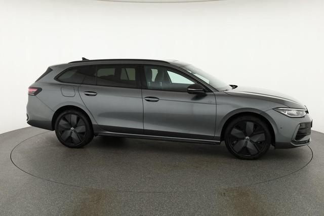 Volkswagen Passat Variant 1.5 TSI eHybrid 200 kW R-Line Black, Pano, AHK, AreaView, 19-Zoll 