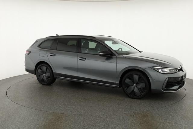 Volkswagen Passat Variant 1.5 TSI eHybrid 200 kW R-Line Black, Pano, AHK, AreaView, 19-Zoll 
