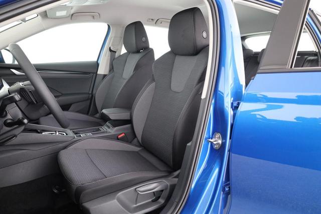 Skoda Octavia Combi 2.0 TDI 110 kW Selection DSG Selection, AHK, ACC, Kamera, 4-J Garantie 