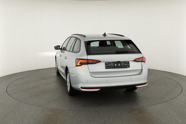 Skoda Octavia Combi 2.0 TDI 110 kW Selection DSG Selection, AHK, ACC, Kamera, 4-J Garantie 