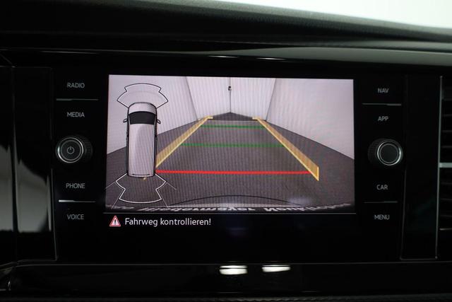 Volkswagen Multivan 6.1 Highline 4MOTION T6.1 TDI DSG 4M Highline, AHK, Standheizung, Assistenz 