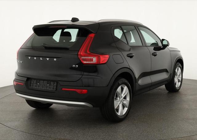 Volvo XC40 Core 2WD B3 Mild-Hybrid Core, AHK, Navi, LED, Winter, Kamera, el. Klappe 