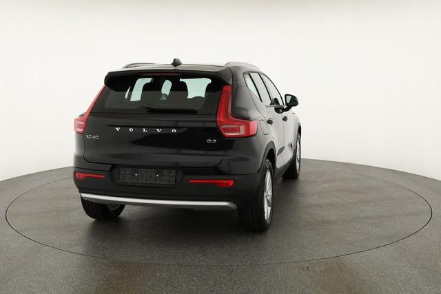 Volvo XC40 Core 2WD B3 Mild-Hybrid Core, AHK, Navi, LED, Winter, Kamera, el. Klappe 