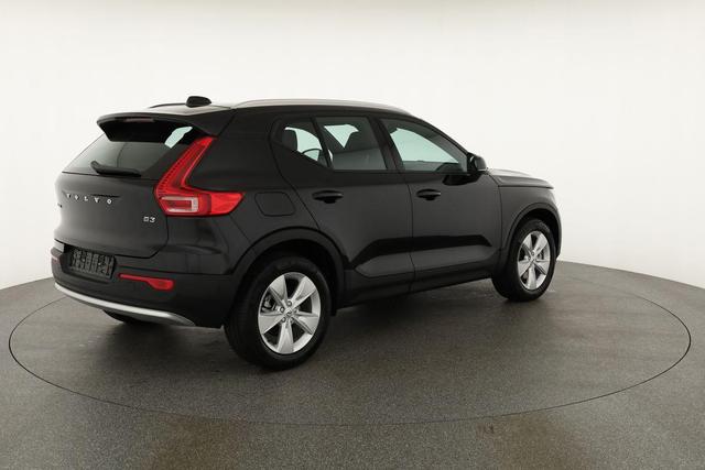 Volvo XC40 Core 2WD B3 Mild-Hybrid Core, AHK, Navi, LED, Winter, Kamera, el. Klappe 