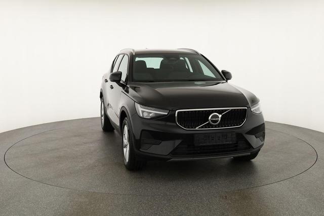 Volvo XC40 Core 2WD B3 Mild-Hybrid Core, AHK, Navi, LED, Winter, Kamera, el. Klappe 