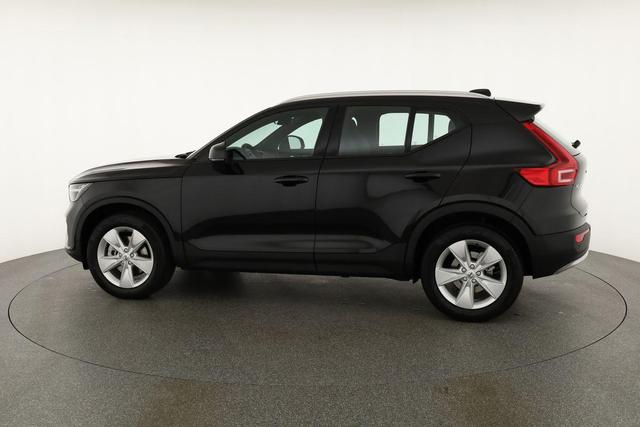 Volvo XC40 Core 2WD B3 Mild-Hybrid Core, AHK, Navi, LED, Winter, Kamera, el. Klappe 