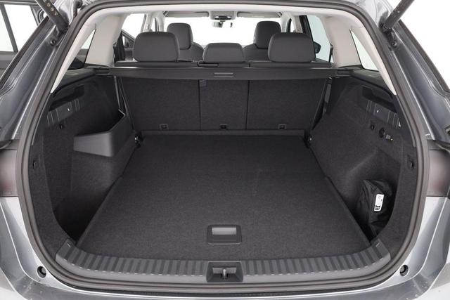 Skoda Kodiaq 2.0 TDI 142kW 4x4 Selection DSG Selection, AHK, Navi, Side, el. Klappe 