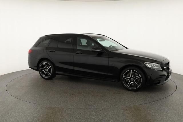 Mercedes-Benz C-Klasse T-Modell C 300de T AMG-Line, AHK, Kamera, LED, Side 