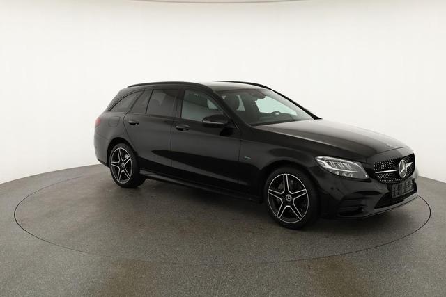 Mercedes-Benz C-Klasse T-Modell C 300de T AMG-Line, AHK, Kamera, LED, Side 