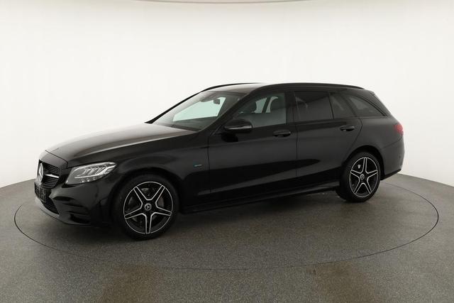 Mercedes-Benz C-Klasse T-Modell C 300de T AMG-Line, AHK, Kamera, LED, Side 