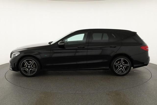 Mercedes-Benz C-Klasse T-Modell C 300de T AMG-Line, AHK, Kamera, LED, Side 