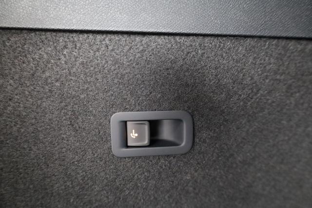 Cupra Formentor 1.5 eTSI 110 kW DSG, AHK, Kamera, el. Klappe, Winterpaket 