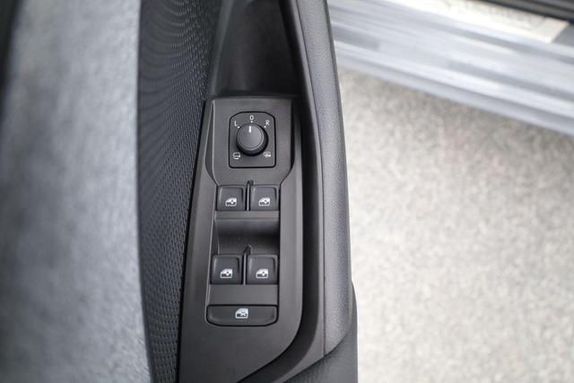 Skoda Octavia Combi 1.5 TSI mHEV 110 kW Selection DSG Selection, Matrix, Navi, Kamera, 18-Zoll, Teilleder 
