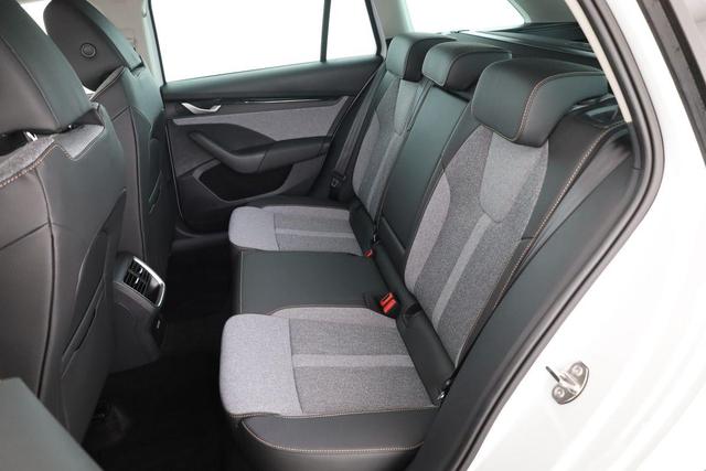 Skoda Octavia Combi 1.5 TSI mHEV 110 kW Selection DSG Selection, Matrix, Navi, Kamera, Teilleder 