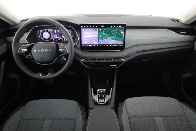 Skoda Octavia Combi 1.5 TSI mHEV 110 kW Selection DSG Selection, Side, Navi, Kamera, Teilleder 