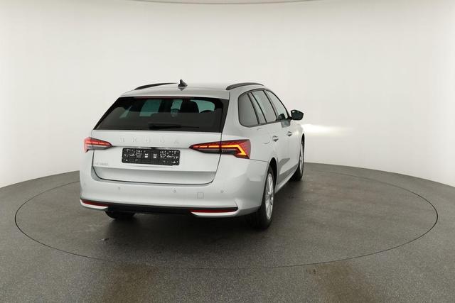 Skoda Octavia Combi 1.5 TSI mHEV 110 kW Selection DSG Selection, Side, Navi, Kamera, Teilleder 