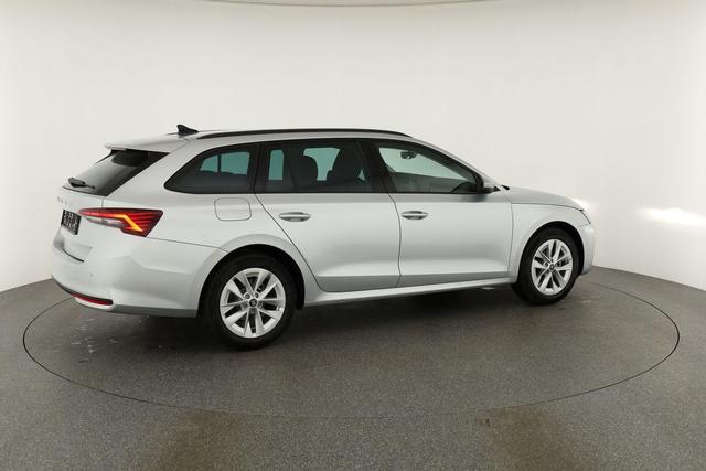 Skoda Octavia Combi 1.5 TSI mHEV 110 kW Selection DSG Selection, Side, Navi, Kamera, Teilleder 